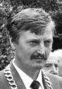 PETER JAKUŠ - predseda MNV v r.1986-1989; starosta v r.1990-1998